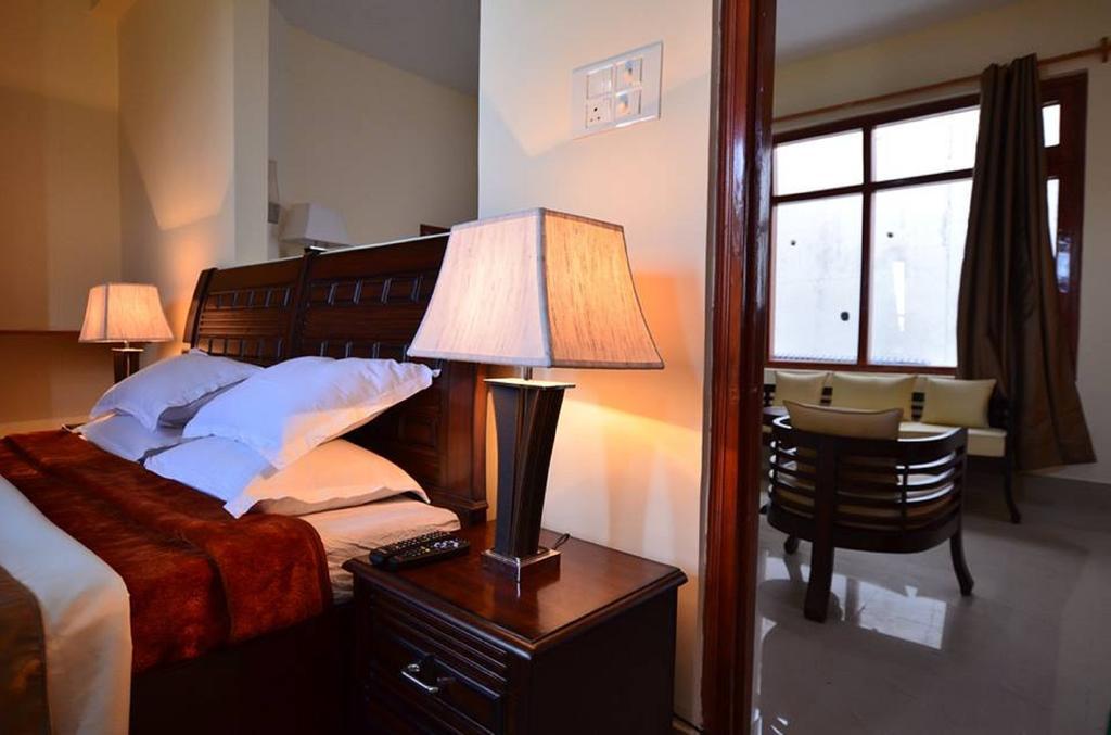 Hotel Deodar Villa Dharamshala Cameră foto